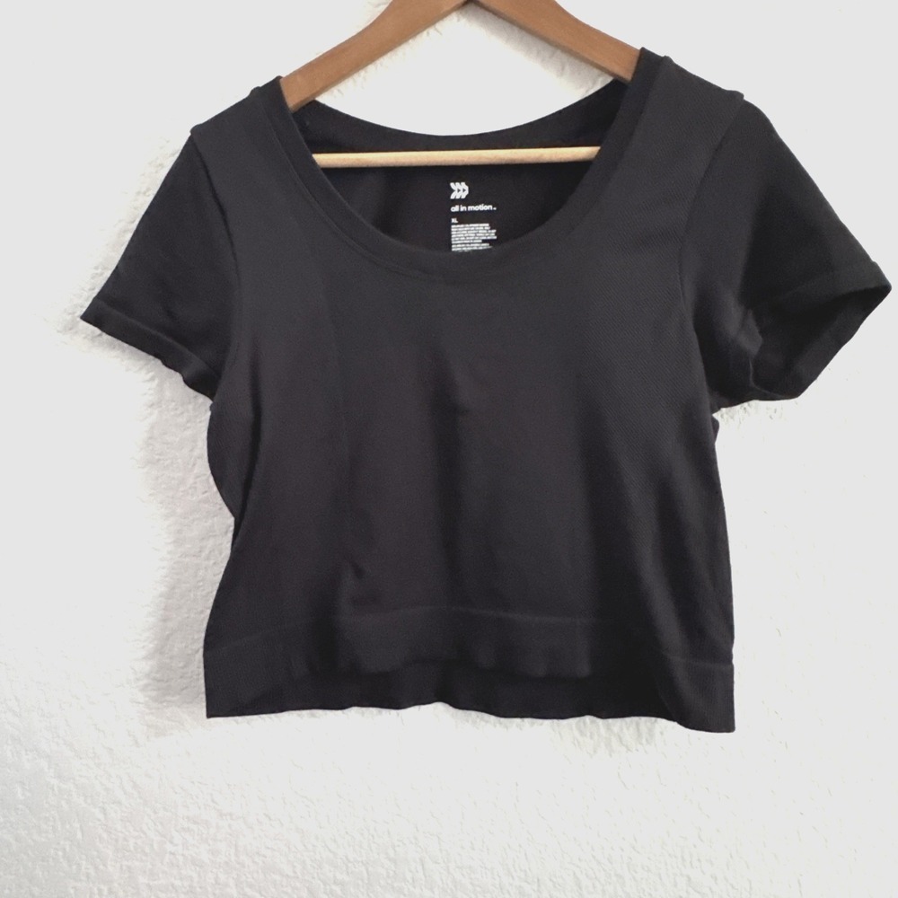 All In Motion Cropped Performance Top Activewear Black Size XL - Picture 1 of 6